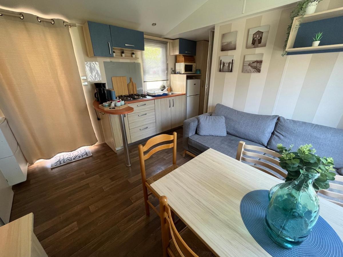 Mobil-Home Climatise Avec Piscine Aureilhan  Eksteriør billede