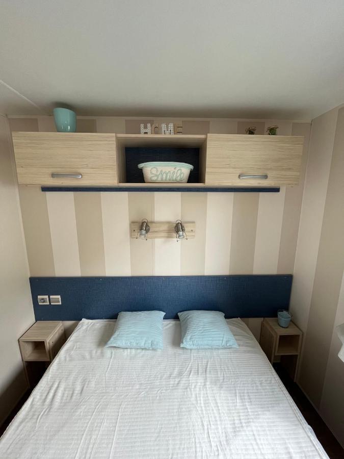 Mobil-Home Climatise Avec Piscine Aureilhan  Eksteriør billede